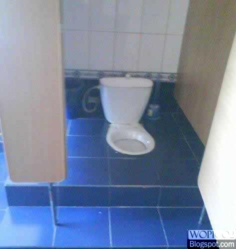 Deep Toilet