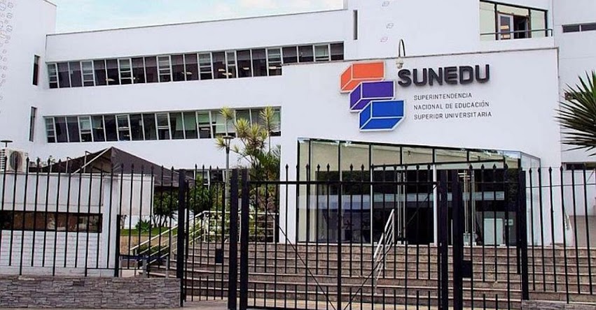 MINEDU reubicará a 25 mil estudiantes de universidades que no lograron licencia
