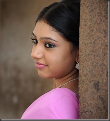 Niti Taylor hot
