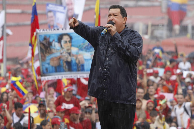 Hugo Chávez a contracorriente