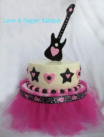 DIY Tutorial to Make a Tutu Cake Stand.