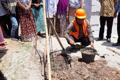 Bedah Rumah Gratis 20 Unit Hari Ini Desa Kalebet Kemiri Sukses Peletakan Batu Pertama