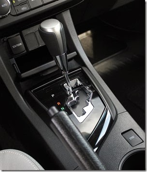 Toyota Corolla 2015 (19)_1600x1067