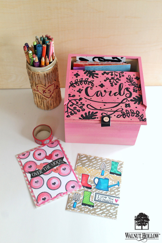 Organize your studio with these bright painted boxes! tutorial by @punkprojects on the @walnuthollow1 blog.