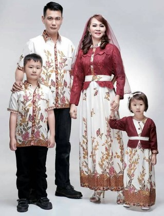 12 Koleksi Baju Batik Seragam Keluarga Model Terbaru 2020