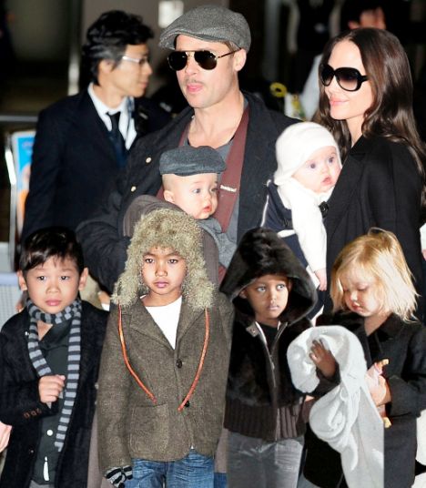 Angelina Jolie and Pitt with their children