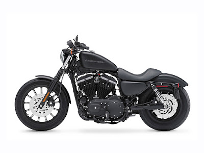 2011_Harley-Davidson_Sportster_Iron_883_1600x1200_side_02
