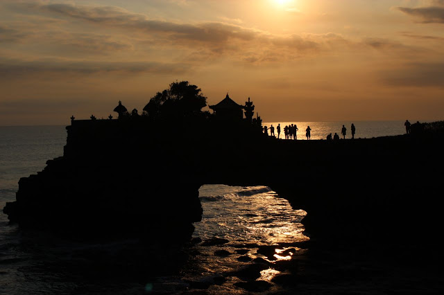 tanah lot, bali