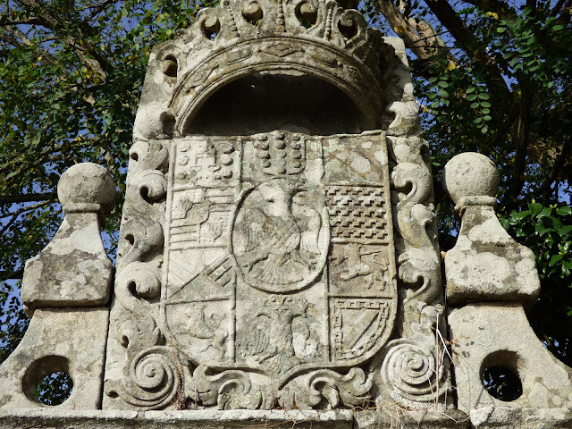 escudo pazo pegullal