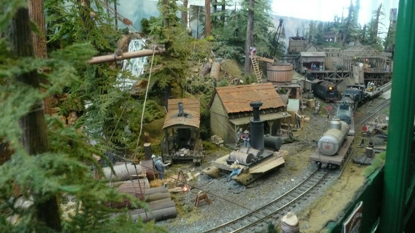 Amazing detail! HO scale model train | Amazing scale 