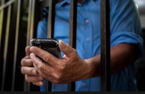 Venezuela intensifica lucha para erradicar uso de teléfonos dentro de cárceles