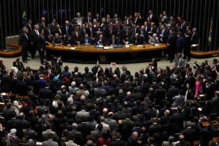 Câmara não vai se precipitar até STF decidir sobre inquérito de Temer, diz aliado