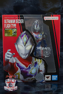 S.H. Figuarts Ultraman Decker Flash Type Box 01
