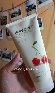 The-face-shop-herb-day-365-facewash