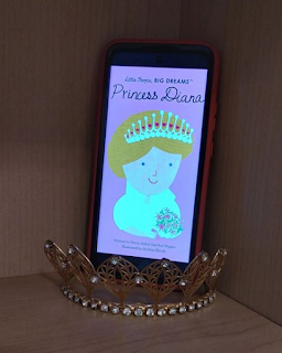 Book Review Princess Diana (Little People, Big Dreams, #98) by Maria Isabel Sanchez Vegara