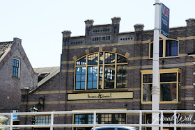 Gebäude am Kanal Brownies and downies Alkmaar 
