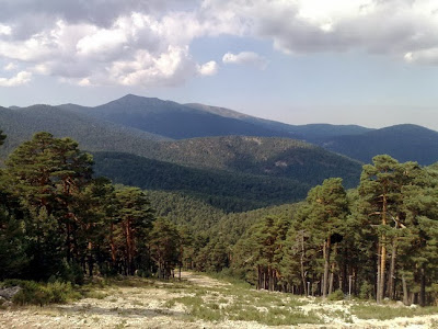 Vistas de la pista de esquí El Bosque desde el Camino Schmid