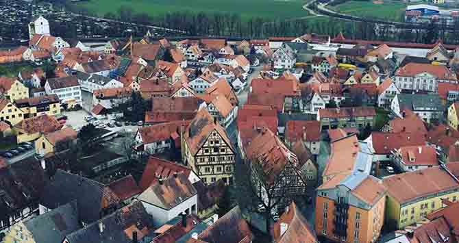 Nördlingen Kota yang Dibangun di Atas Berlian