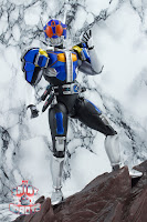 S.H. Figuarts -Shinkocchou Seihou- Kamen Rider Den-O Rod Form & Ax Form 18