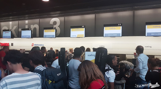 low cost Vueling, check-in in Zurique