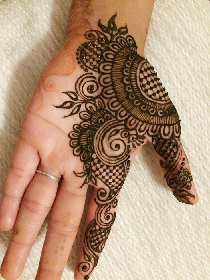40 Latest Mehndi Designs To Try This Year Bling Sparkle