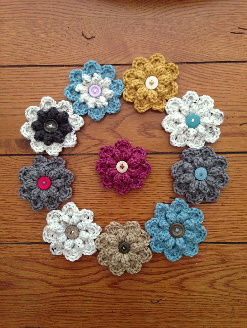 Autumn Berry Flower - Free Pattern 