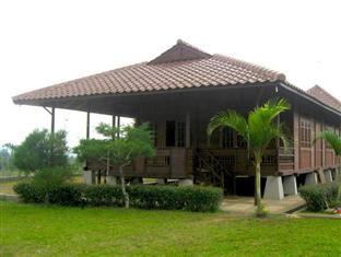 HOTEL DAN VILLA  MURAH DI BATU Villa Rumah Kayu 