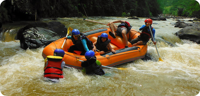  semenjak para Groupies Cumilebay mulai satu persatu bergabung dan menyatu menjadi ibarat se #LagiKangen RAFTING Manja, Kamu Kangen Apa ???