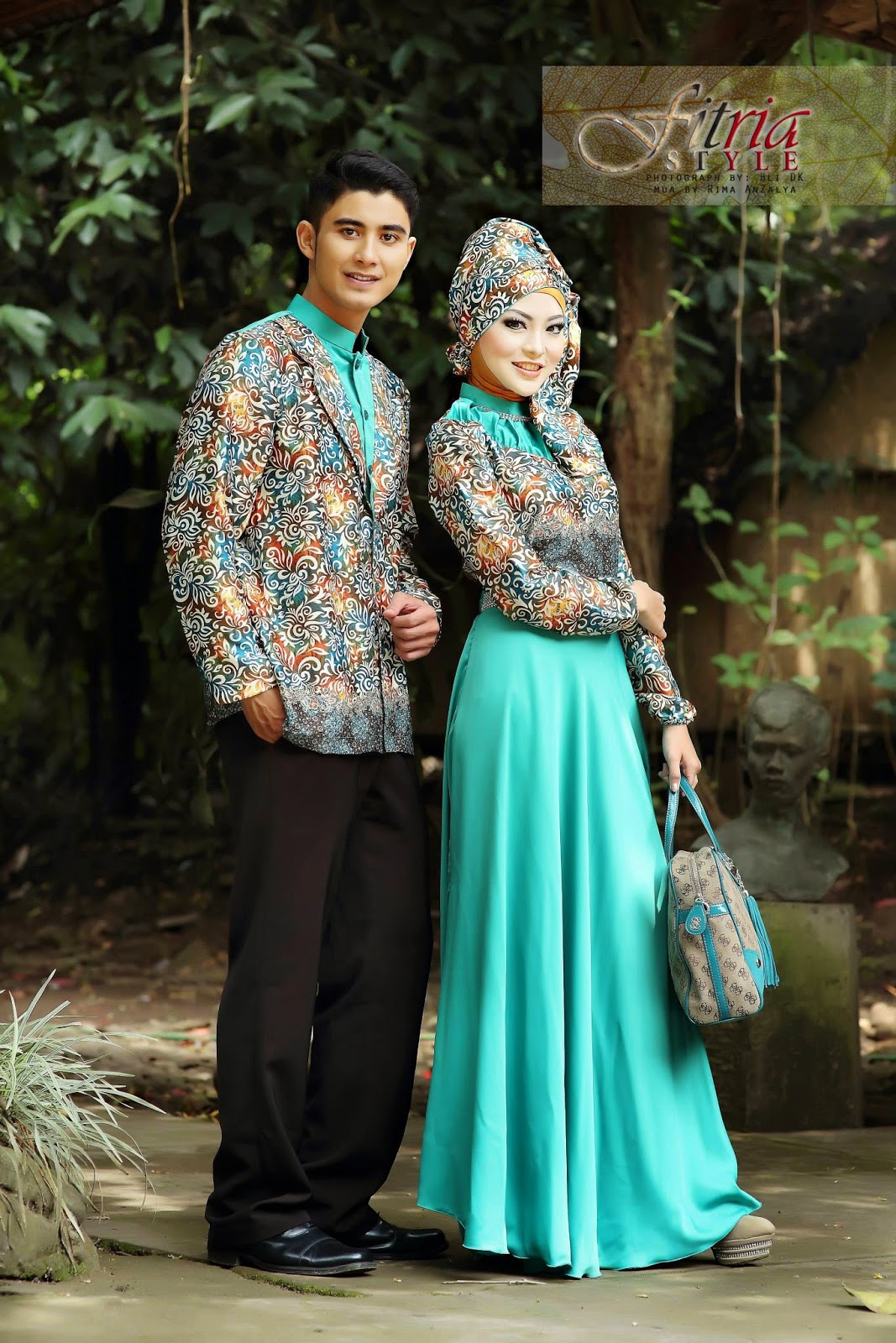 16 Contoh Model Batik Muslim Pesta Modern Terbaik 