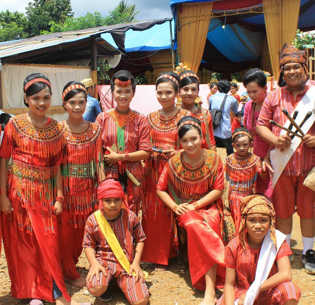  SANGGAR NUSANTARA DOT COM Jakarta SEWA BAJU ADAT 