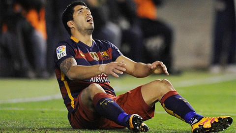 Suarez gợi một chút buồn trong ngày vui của Barca