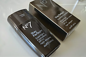 No 7 Stay Perfect Superlight Foundation