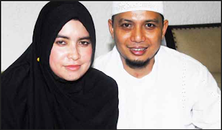 Istri Pertama Ust Arifin Ilham