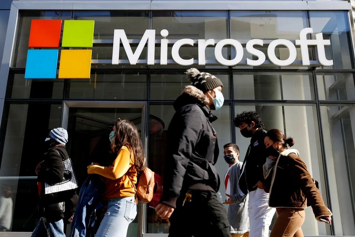 Microsoft Faces Midnight Blizzard: Russian Cybercrime Gang Breaches Corporate Email Network