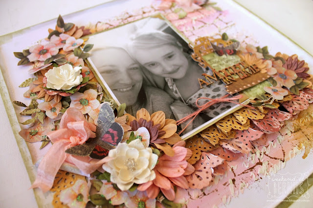 A Moment in time layout by Bernii Miller for Couture Creations using  the new Vintage Garden Collection.