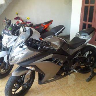 DIJUAL MOGE Second Kawasaki Z800 SURABAYA LAPAK MOTOR 