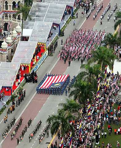 Jalan jalan Tengok Orang  Hari Kemerdekaan Malaysia