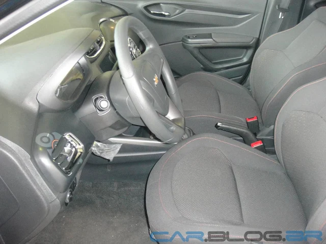 Carro Onix Chevrolet - interior