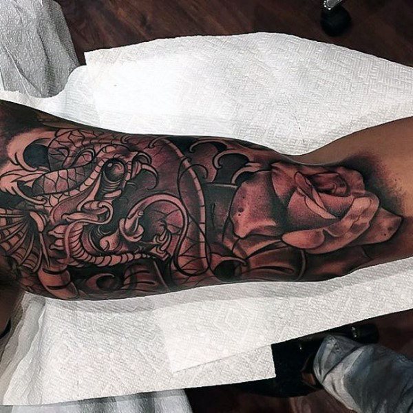 80 tatuagens masculinas para a parte interna do braço!