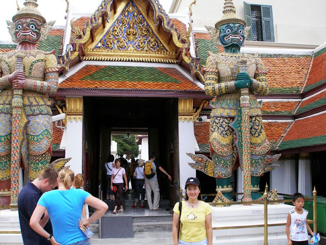 Trip BoomersCafe Wat Phra Kaew Grand Palace Bangkok Thailand