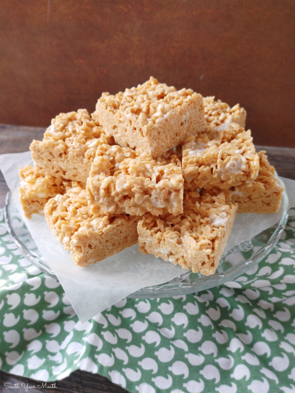 EASY Salted Caramel Rice Krispies Treats! The easiest recipe for elevated rice krispies that are chewy and crispy, packed with buttery caramel and warm vanilla flavor that’s highlighted by the perfect amount of salt.