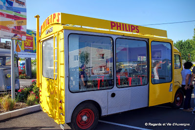 Véhicules Publicitaires Anciens Riom, 2015