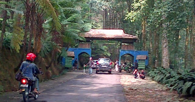 JALAN RANSEL: Curug Ngumpet