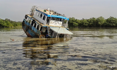 সুন্দরবন দিয়ে তেল ট্যাংকার নয়- সিদ্ধান্তটি আত্মঘাতী