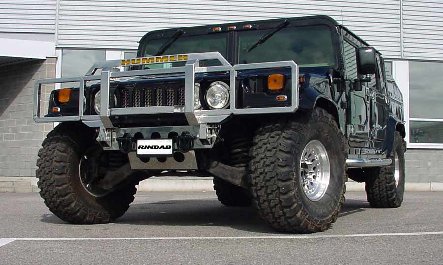 At 6000 pounds the H1 gets