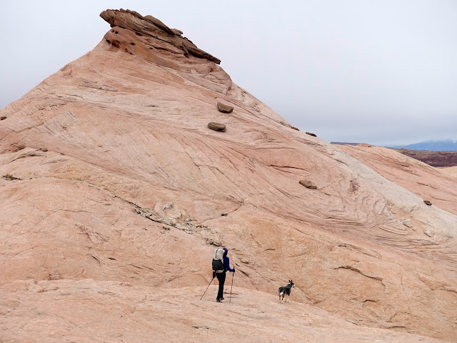 Backpacking in Capitol Reef National Park, Utah with the Hyperlite Mountain Gear 3400 Southwest backpack