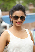 Rakul Preet Singh Sizzling Pics-thumbnail-60