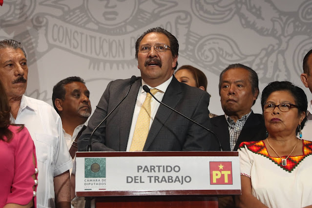 Reformas para regular Afores, insuficientes; PT legislará para lograr pensiones dignas