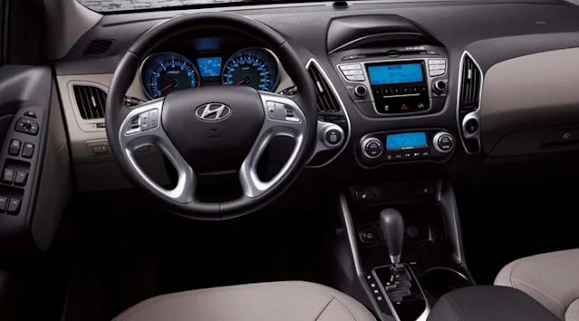 Novo Hyundai ix35 Tucson 2011 - interior painel