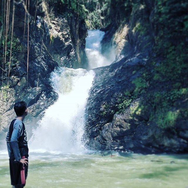 Foto oleh @zidat43 D Curug Ponggang